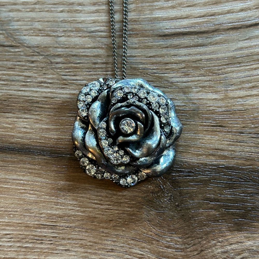 Fossil Silver Rose Pendant Necklace